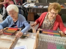 Bewoners-WCZ-Sint-Michael-krijgen-weefles-Essen-c-Noordernieuws-2025-pro-ksmBFpq3