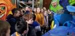 134 Carnaval Kinderen Bezichtigen wagen CV Den Heikant - Essen - (c) Noordernieuws.be 2020 - 20200220_104934