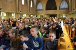 52 Essen - Leerlingen Mariaberg zingen voor volle kerk - Kerst 2017 - (c) Noordernieuws.be - DSC_8494