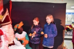 085 Zingende kinderen bij Sinterklaas - Noordernieuws.be - DSC_4373