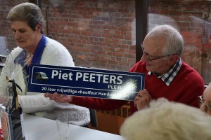 Piet Peters gehuldigd voor 20 jaar vrijwilligerswerk