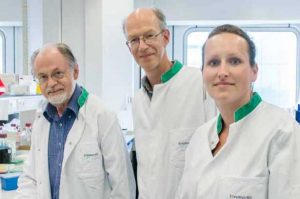 Vlnr: prof. Hoeijmakers, dr. Van Gent en dr. Nonnekens