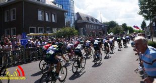 Tom Dumoulin vertrekt uit Essen en wordt eindwinnaar BinckBank Tour 2017