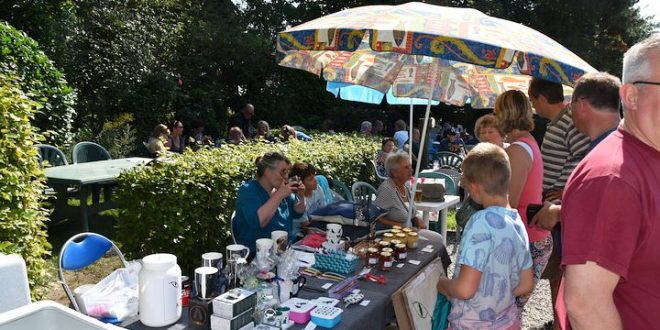 Lentewandeling en rommelmarkt bij Canina