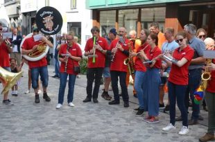 Dofkapel Essen - Belgisch Kampioen 2018 in Klasse Ambiance Dweilorkest - Noordernieuws.be - DSC_0127s q70