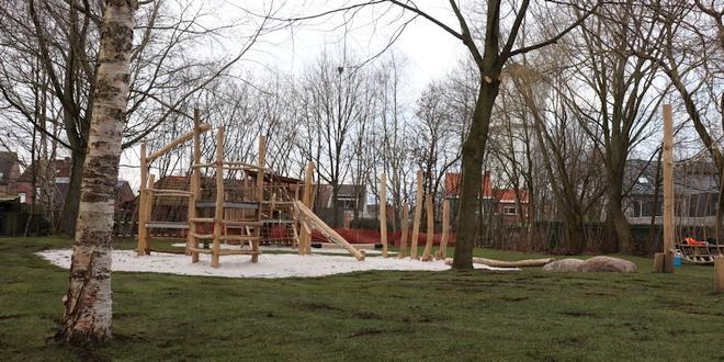 Feestelijke opening vernieuwde speelterreintjes Kauwenberg en Akkerlaan