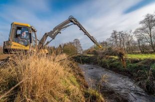 Provincie maakt waterlopen Essen klaar voor natte najaarsperiode