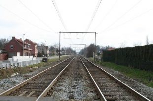 Werken spoorwegovergang Frans Raatsstraat gaan niet door