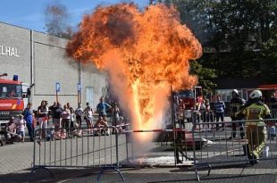 Opendeurdag Brandweer Essen met groot spektakel en vuur - (c) Noordernieuws.be 2019 - HDB_8402