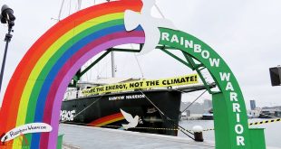 Greenpeace - Rainbow Warrior doet Antwerpen aan - (c) Noordernieuws.be 2019 - 0