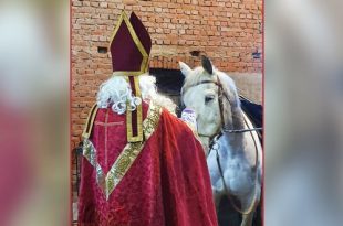 Sinterklaas met paard - (c) Noordernieuws.be 2019