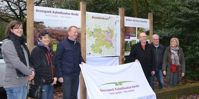 Nieuwe borden verwelkomen bezoekers bij Grenspark Kalmthoutse Heide