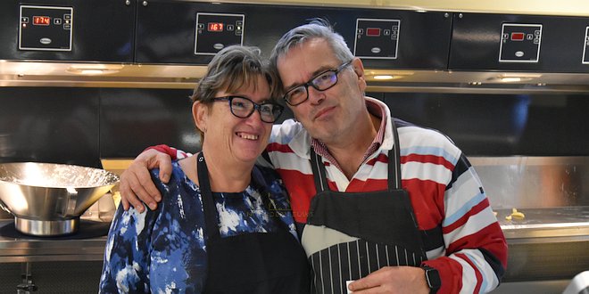 Paul Kees en Josephina Mols - Afscheid van 40 jaar Frituur Speciaal Essen - (c) Noordernieuws.be 2019 - HDB_9584