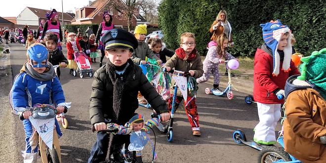 Kindercarnaval optocht Potlodenschool en Mariaberg kleuters Heikant - Essen - (c) Noordernieuws.be 2020 - 095u