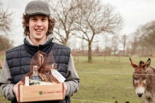 Koop een lokaal cadeaupakket gemaakt van gerecycleerd materiaal