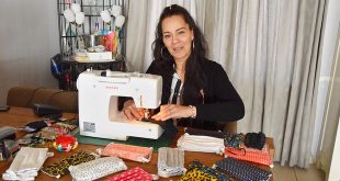 Melissa Haartmans maakt mondkapjes voor De Bijster tegen Coronavirus - (c) Noordernieuws.be 2020 - HDB_0969
