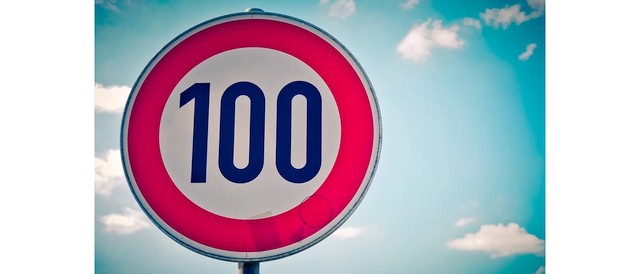 Nederland verlaagt maximumsnelheid snelwegen naar 100 km u