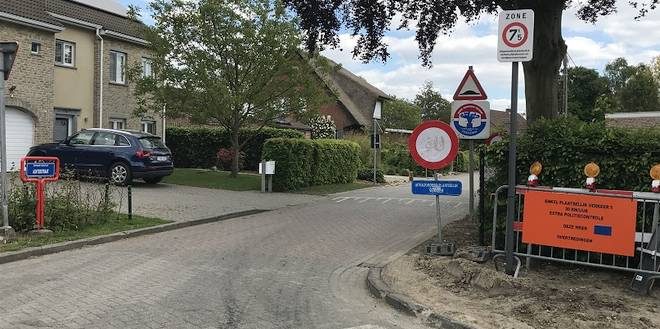 37 op 70 voertuigen in overtreding tijdens controle Achterstraat