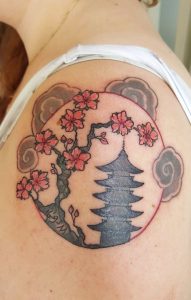 Els Deckers - Beroep Tatoeëerder - Tattoos - Tatoeage Oosterse Pagode