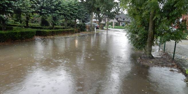 Voorspoedstraat staat blank