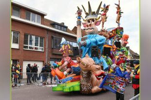 De historie van Carnavalsvereniging Stasi - Stoet 2016 - (c) Noordernieuws.be 2020 - DSC_0124u