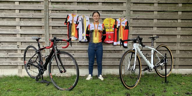 Eline De Winter Belgisch kampioen tijdrijden en wegwielrennen!