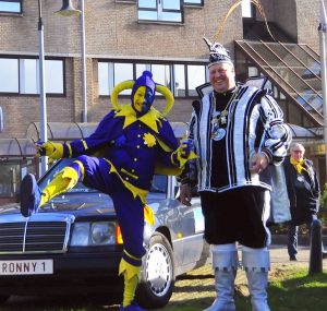 Carnaval in Essen - Nar Jan Meeusen en Prins Ronny Van Gastel - Noordernieuws.be