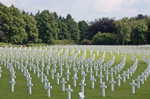 Onze vrijheid over de rug van onbekende soldaten