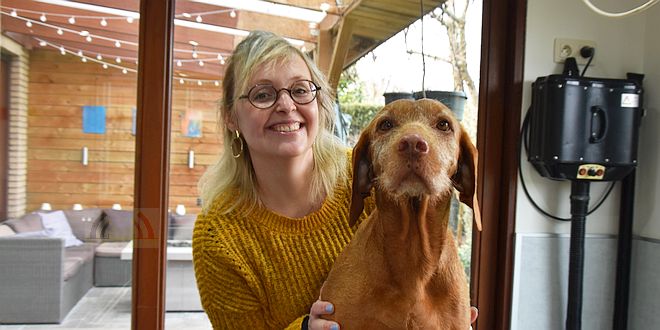 Kathleen Van der Vloedt in de prijzen met Honden Trimsalon Furfection - Essen - (c) Noordernieuws.be - HDB_3246