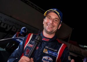 Rallykampioen Bob de Jong voor de vierde keer winnaar GTC Rally