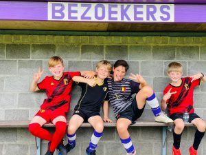 Kinderen genieten op voetbalkamp KSV Wildert