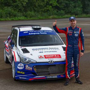 Rallykampioen Bob de Jong wil vlammen in Eurol-Hellendoorn Rally