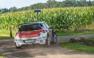 Bob de Jong nipt tweede in Eurol-Hellendoorn Rally