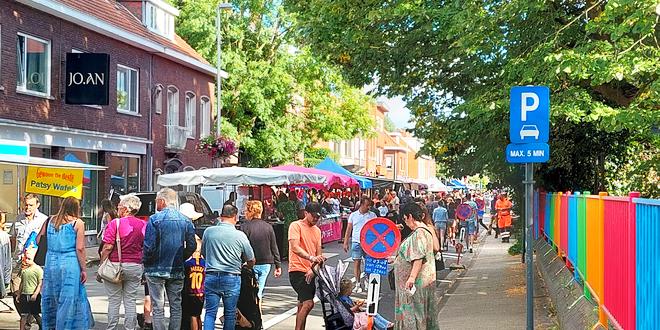 Drukke Avondmarkt Essen 2022 - (c) Noodernieuws.be - 20220805