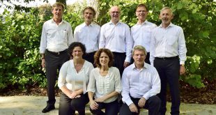 Boekententoonstelling en samenzang in Hof ter Weyden