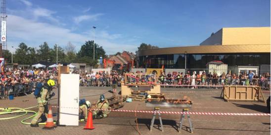 Brandweer Kapellen zet deuren open