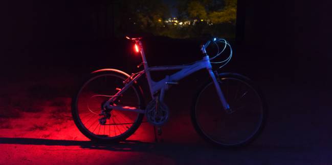 Moet je fietsverlichting vast op de fiets gemonteerd zijn