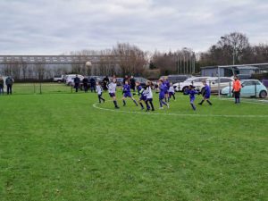 U11 speelt op supergrasmat van KSV Wildert2