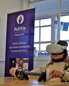 VRkeer leert kinderen veiliger virtueel fietsen3
