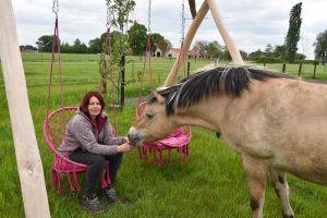 Manegepaarden Pensioenfonds - De hobby van Carola Poot - (c) Noordernieuws 2023 - HDB_8805