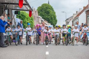 Jeugdig fietstalent laat zich massaal zien in Ronde van Nispen5