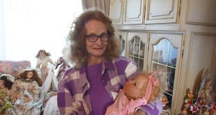Maria Gabriëls (67) heeft altijd graag dingen verzameld, maar niets kan het halen bij haar hedendaagse passie: het verzamelen van poppen
