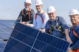 Woonmaatschappij Voorkempen-he installeert 517 ASTER-zonnepanelen op daken sociale woningen in Essen