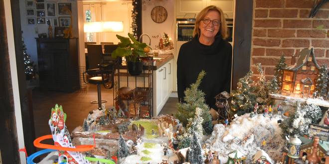 Hannelore Valencijns - Kerst - Kerstversiering maken - (c) Noordernieuws.be 2023 - HDB_0246u70