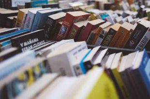 Boekenverkoop op 22 juni