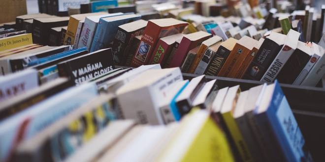 Boekenverkoop op 22 juni