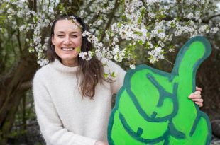 Els Beeckx ontvangt de Groene Duim voor haar inzet voor biodiversiteit 1