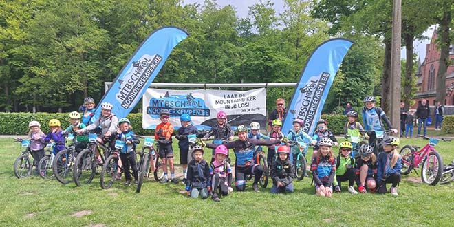 Sport en samenspel stonden centraal tijdens mountainbike initiatie voor meisjes