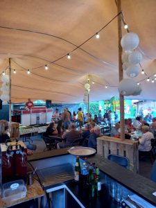 Café Hoek-City viert vijf dagen kermis 3