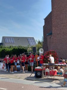 Café Hoek-City viert vijf dagen kermis